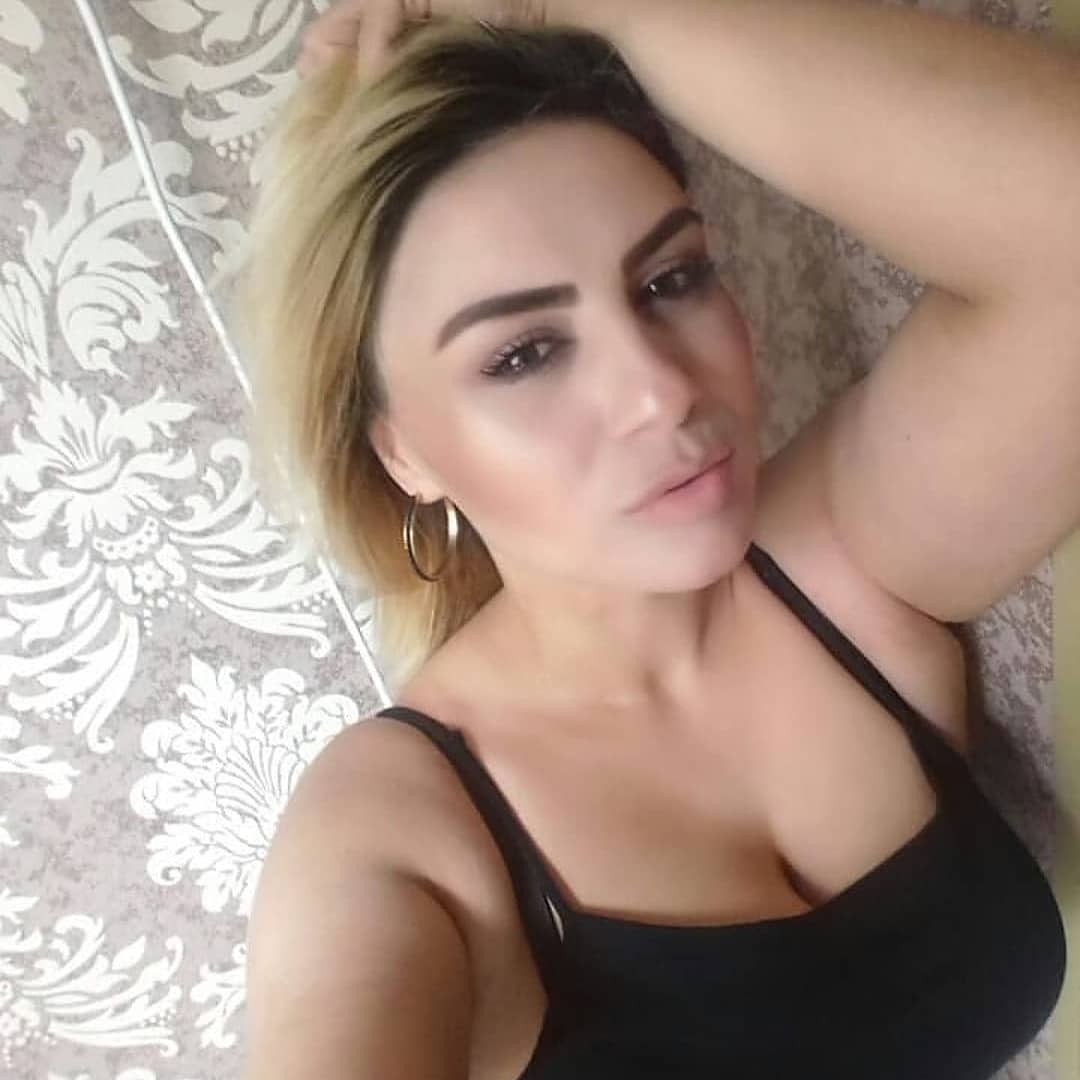 GAMZE ile telefonda sex ve sıcak sohbet